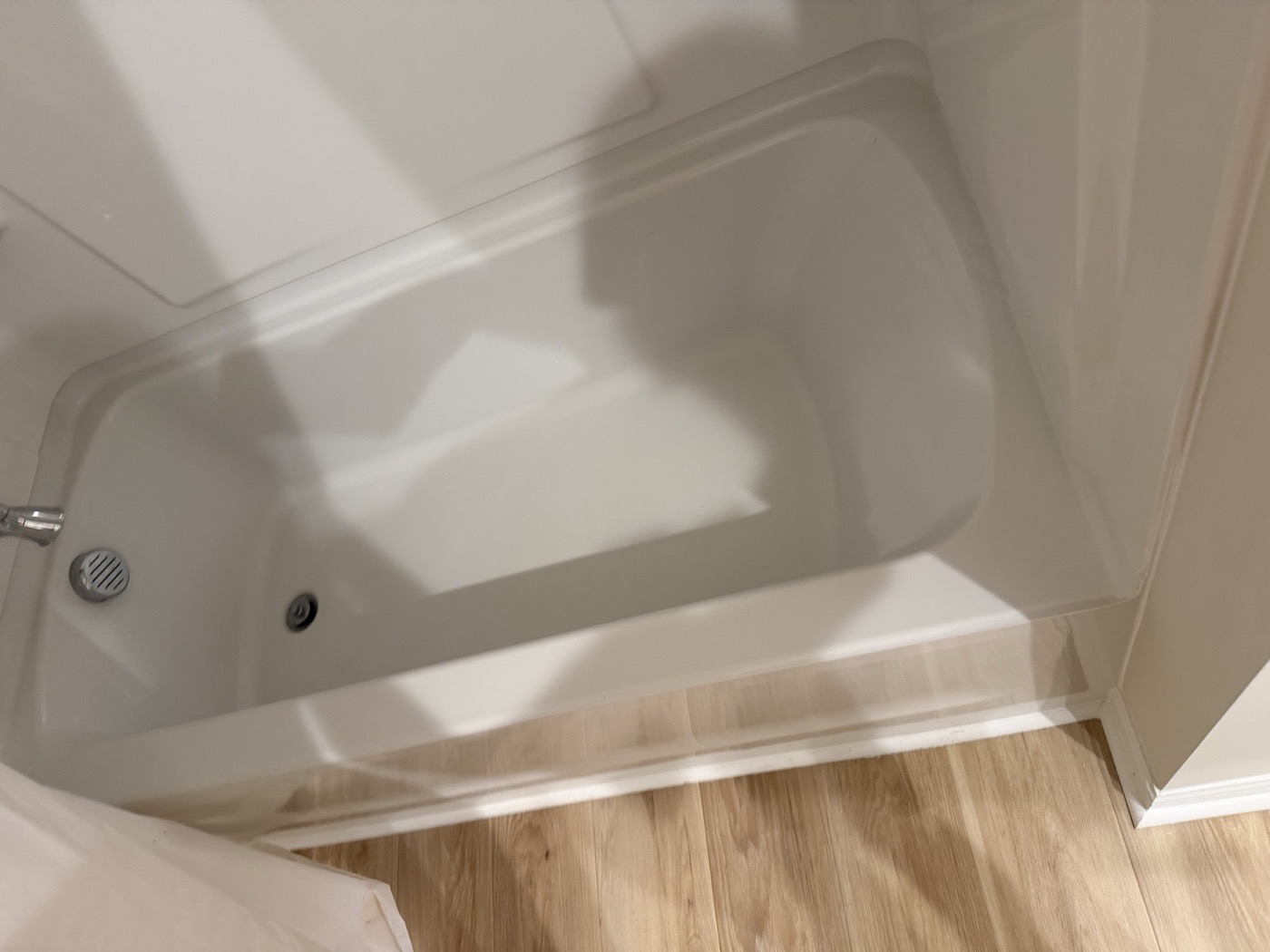 Bathtub cleaned by QualiPrime Cleaning